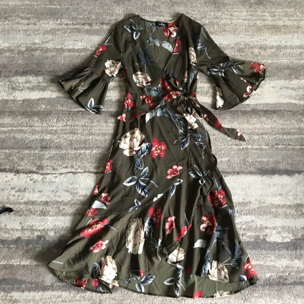 Lulu’s Floral Wrap dress